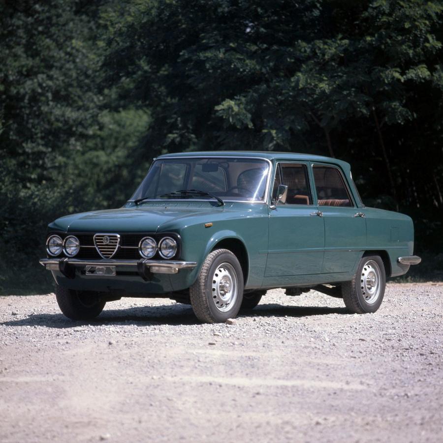  Alfa Romeo Giulia Nuova Super Diesel (115.40) 1976 года  (фото 1 из 13)